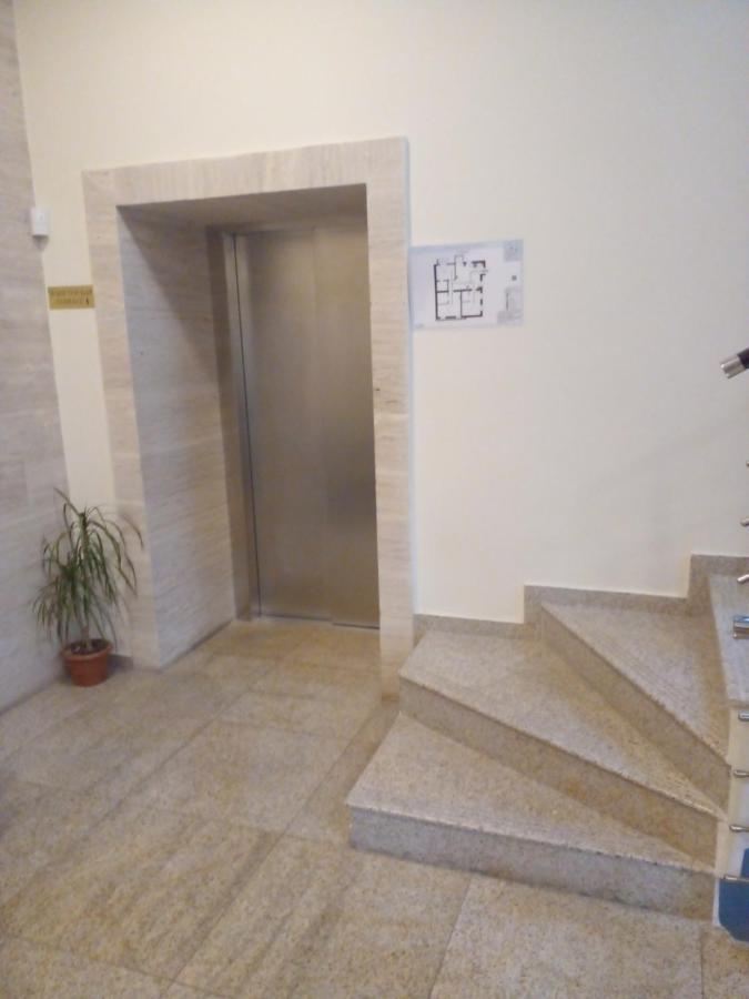 Hotel Genio Tbilissi Extérieur photo