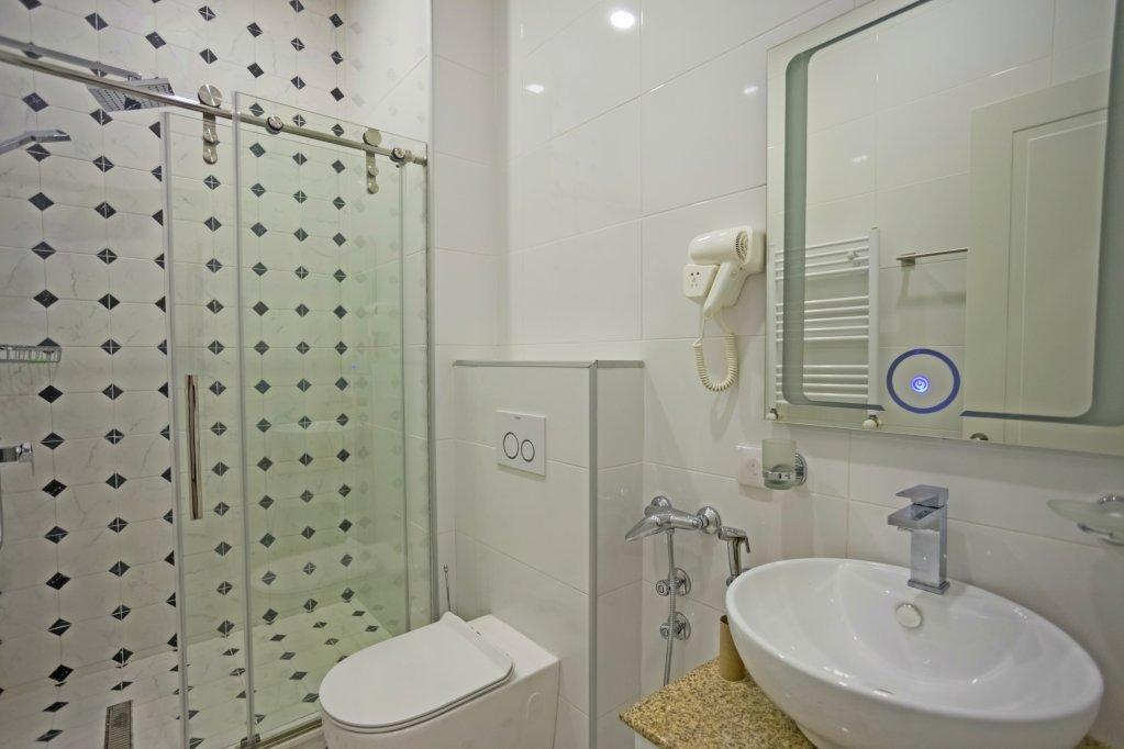 Hotel Genio Tbilissi Extérieur photo