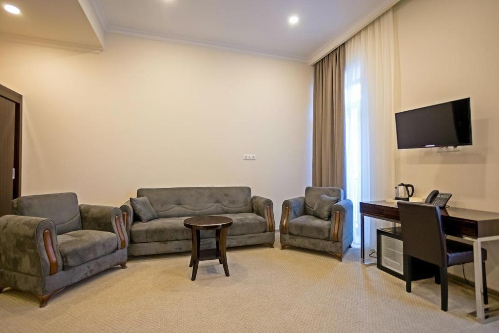Hotel Genio Tbilissi Extérieur photo