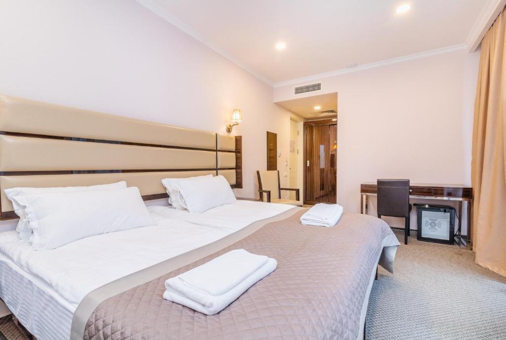 Hotel Genio Tbilissi Extérieur photo