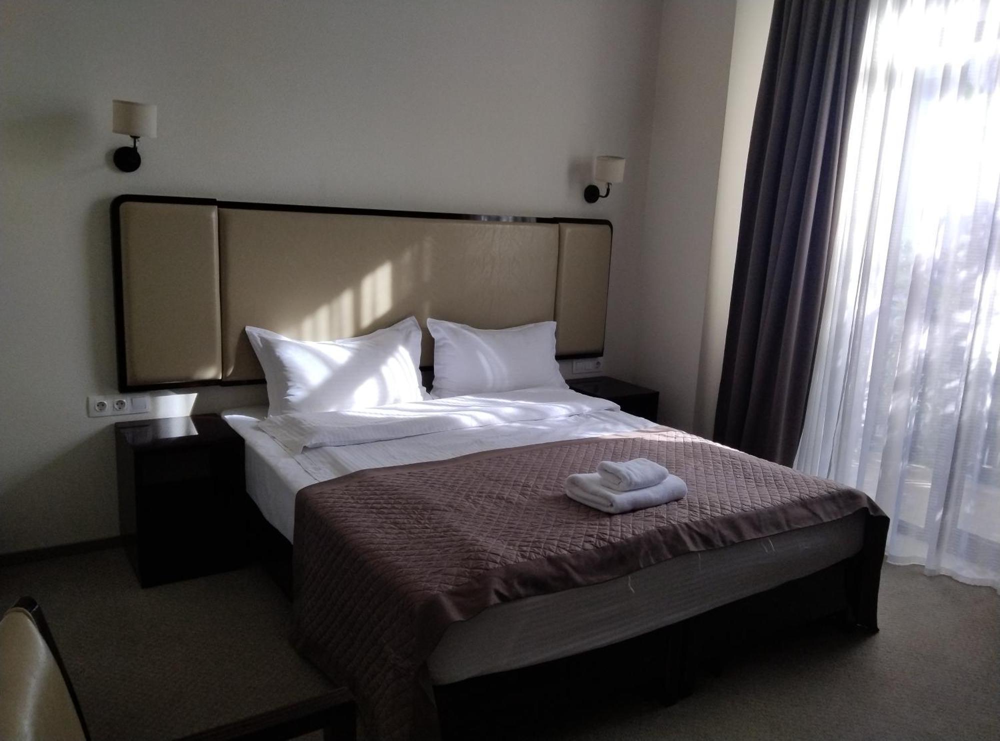 Hotel Genio Tbilissi Extérieur photo