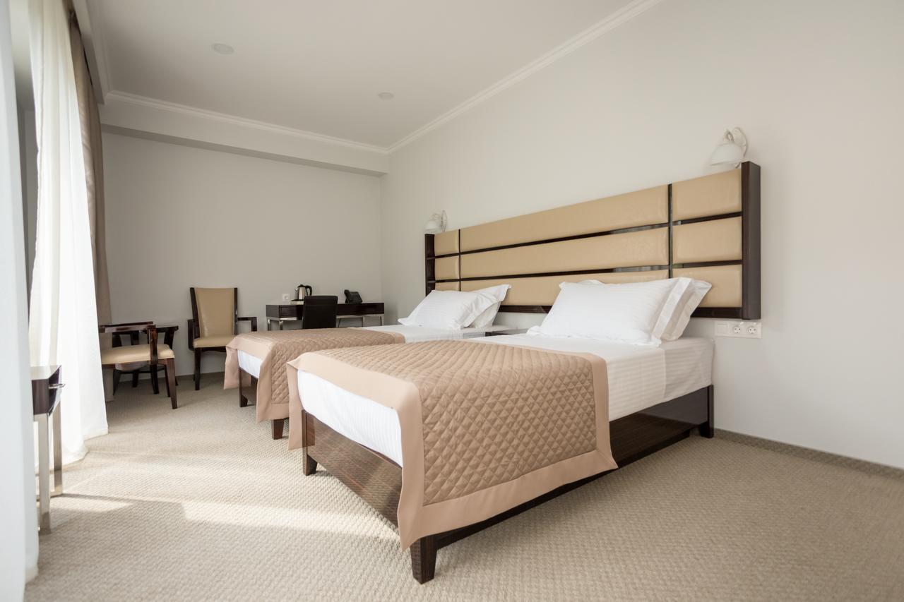 Hotel Genio Tbilissi Extérieur photo