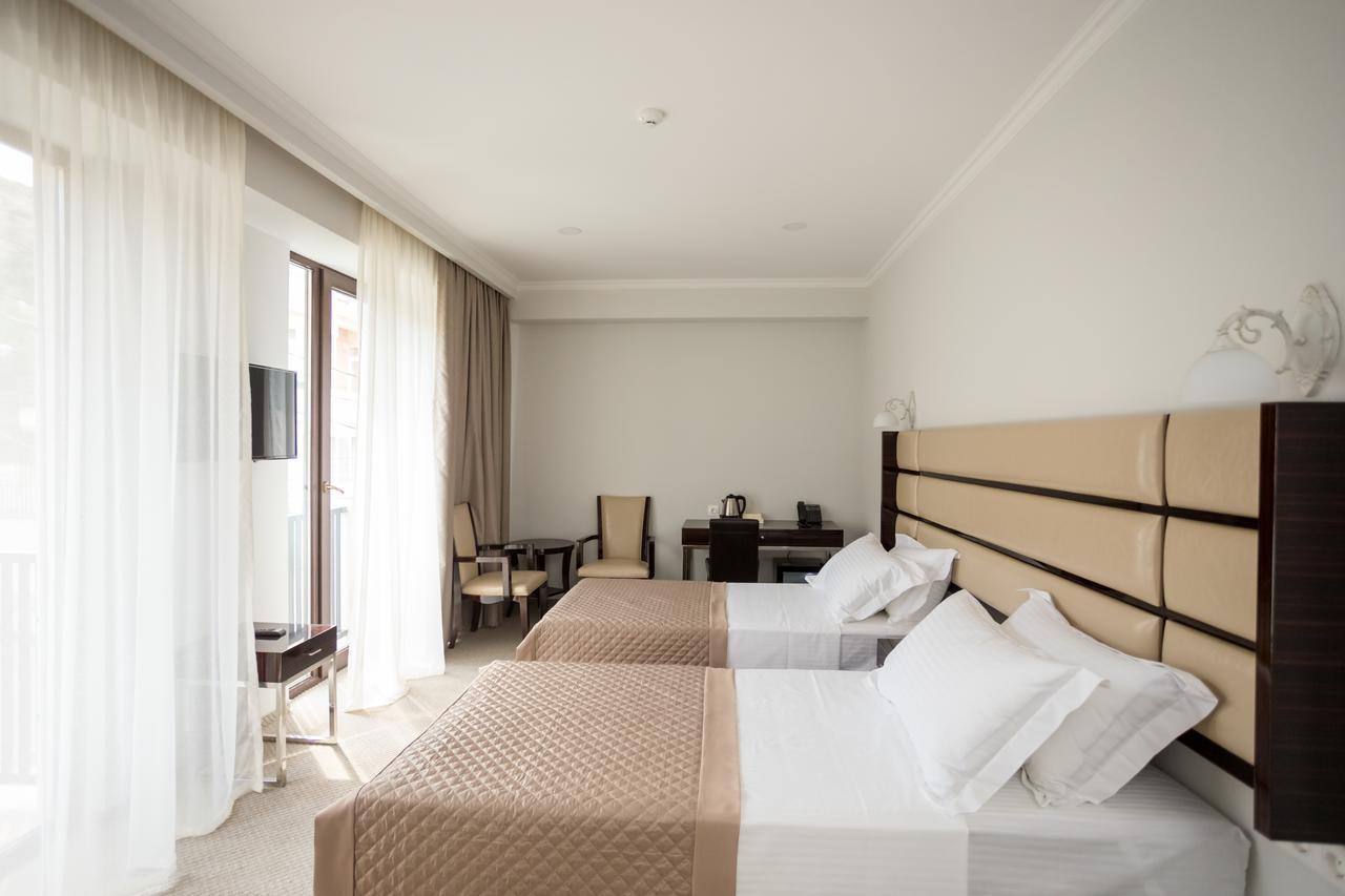 Hotel Genio Tbilissi Extérieur photo