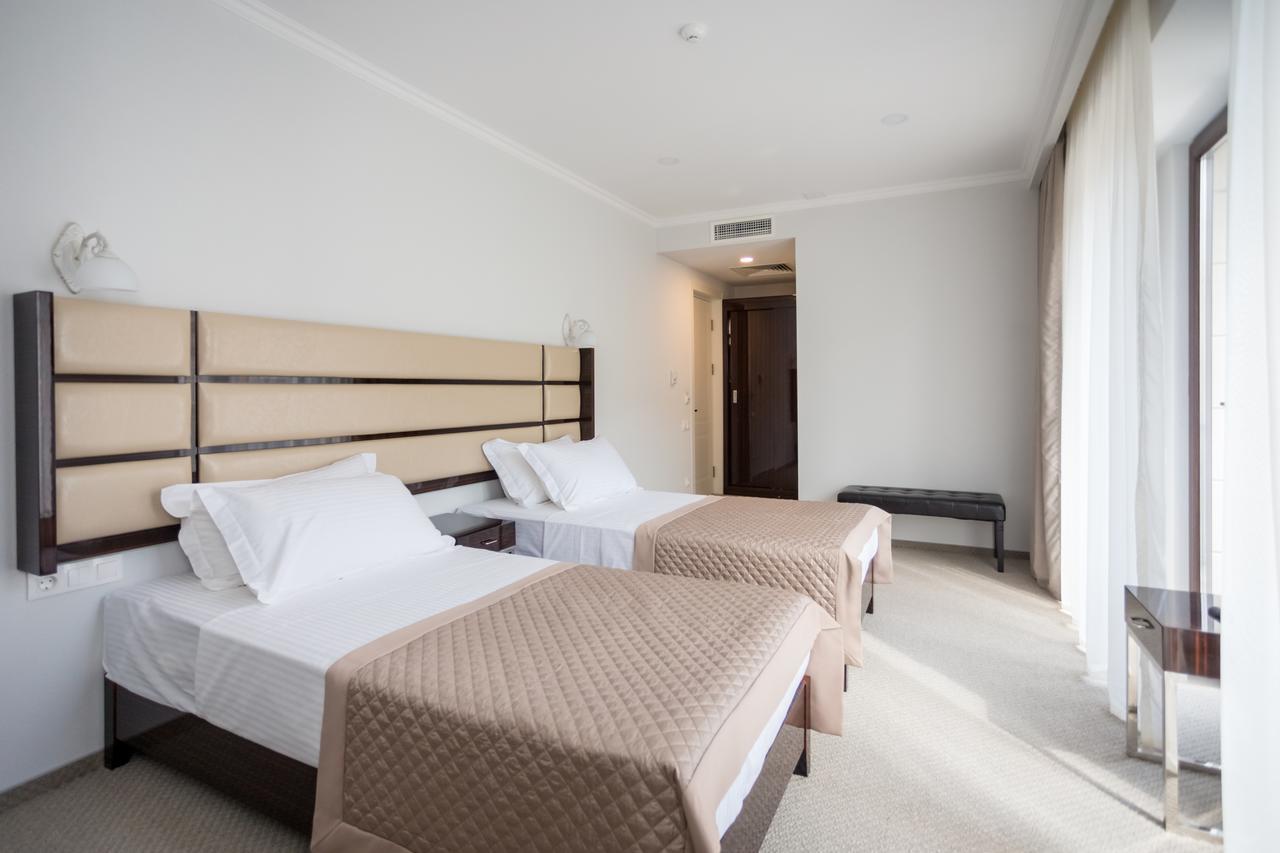 Hotel Genio Tbilissi Extérieur photo